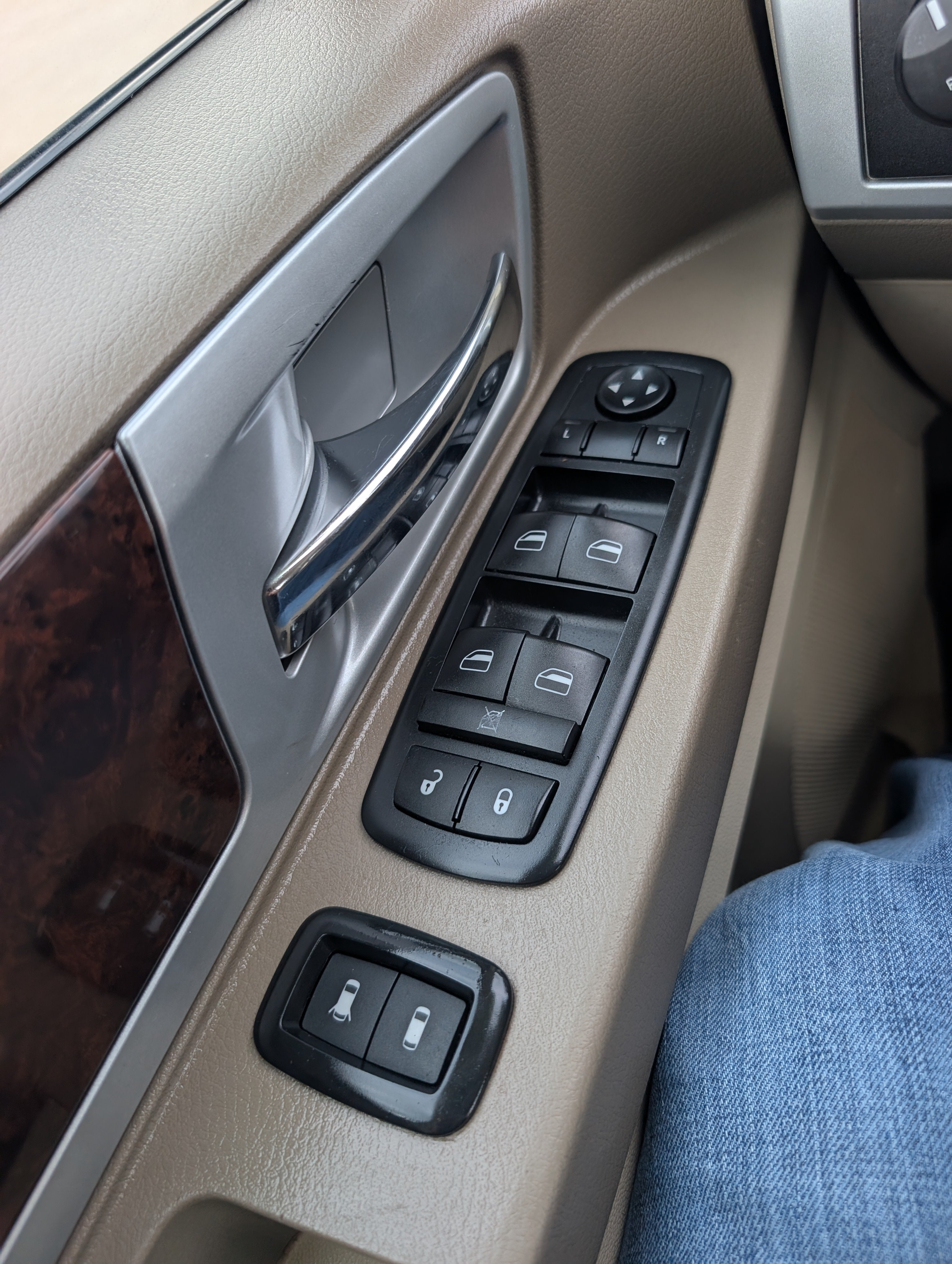 2010 Chrysler Town & Country